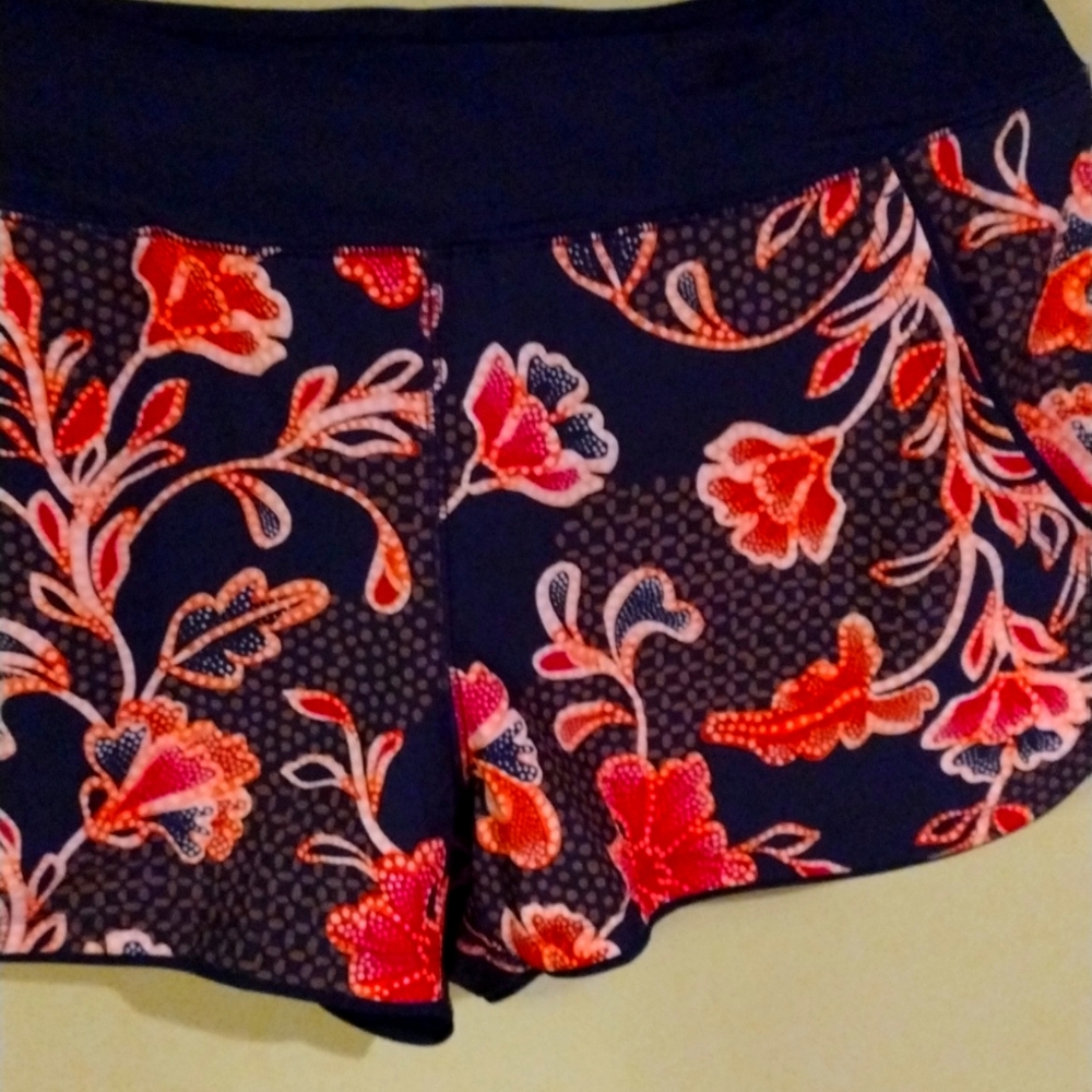 Lands End swim shorts 8 Navy floral 3 In Drop Black Inner Panty
